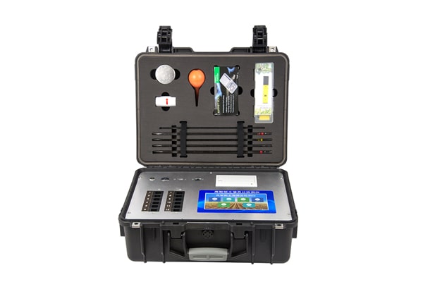 測土儀幫助及時調(diào)整土壤質(zhì)量提升作物產(chǎn)量